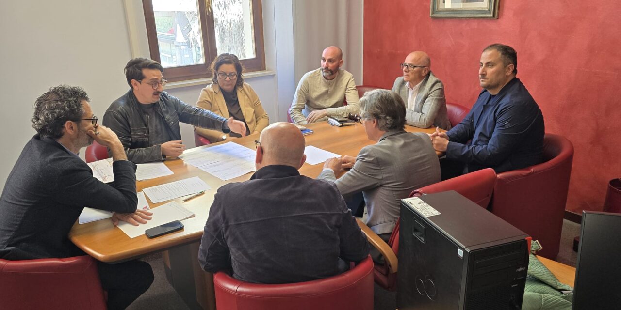 Ponte sul Salinello, lavori in vista della riapertura estiva