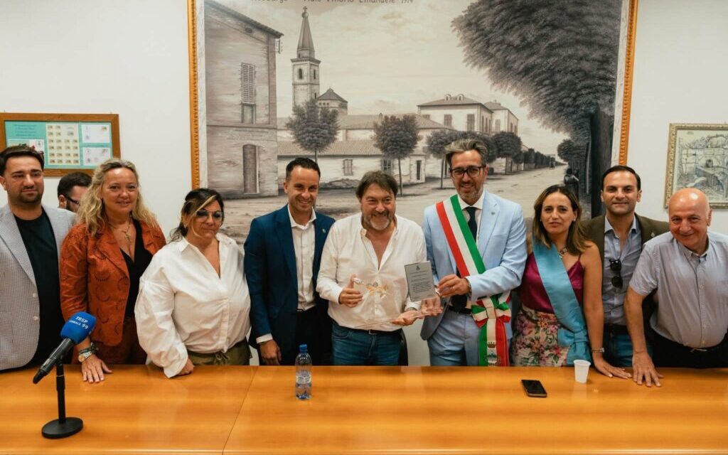 Roseto consegna la Rosa d’Argento a Sigfrido Ranucci