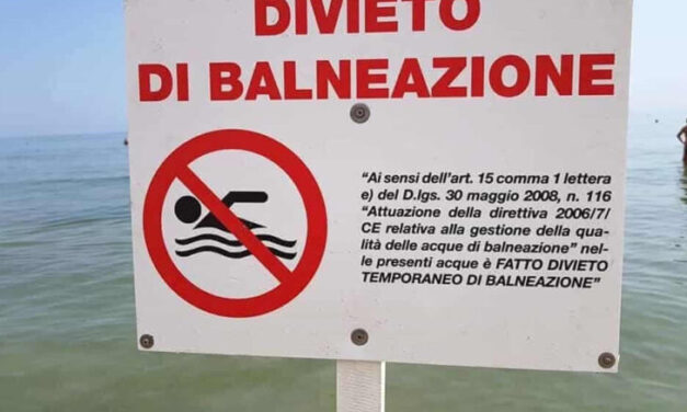 Pescara, di nuovo balneabile il tratto tra via Muzii e via Gramsci