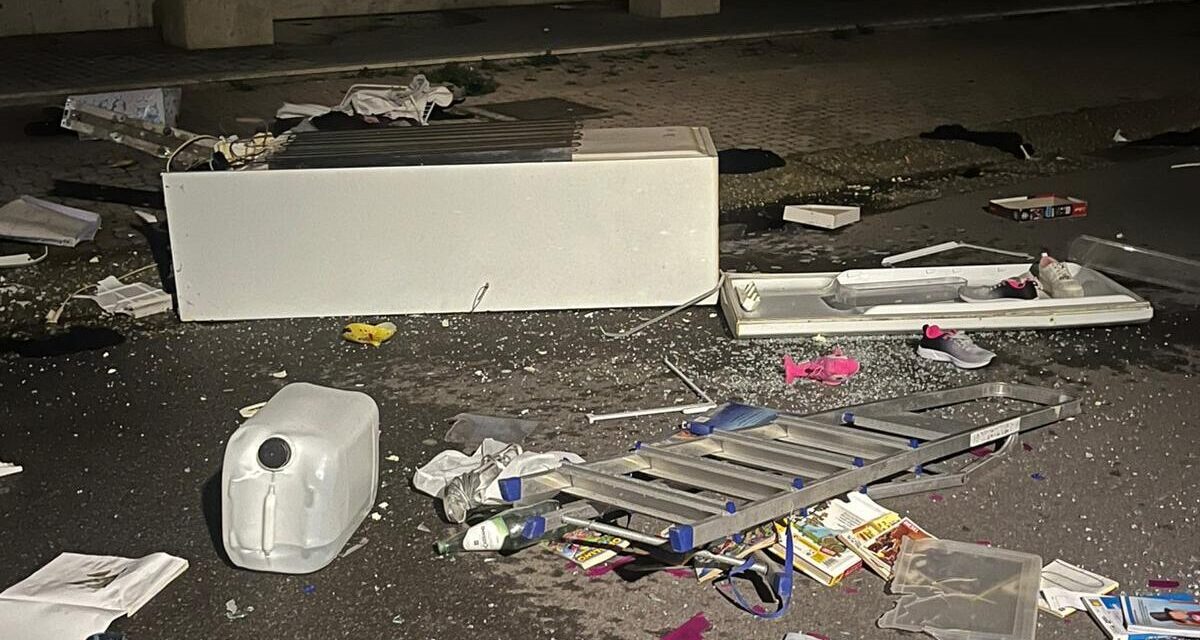 Giulianova, paura all’Annunziata per oggetti gettati in strada