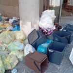 Teramo, segnalati cumuli di rifiuti agli ingressi della città