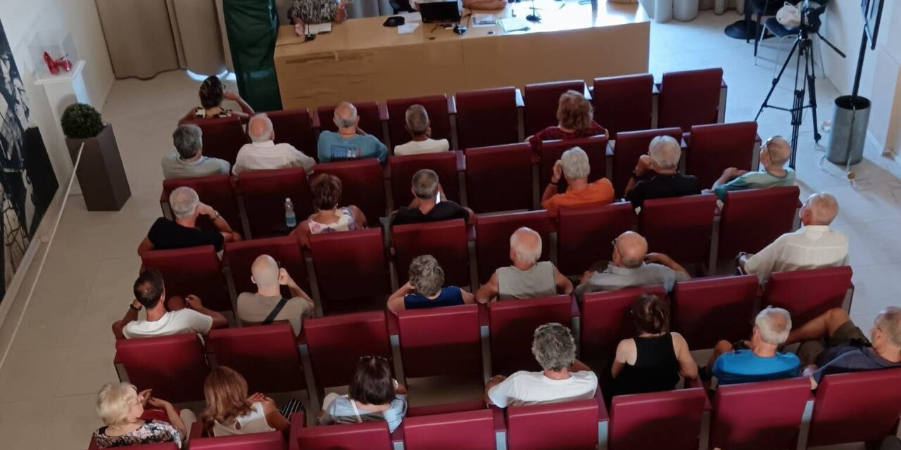 Molo sud di Giulianova, confronto chiesto sui nuovi caliscendi