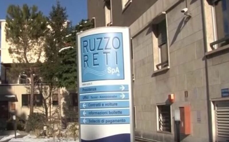 Teramo, intervento sulla rete idrica: stop all’acqua in più strade