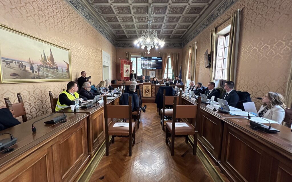 Provincia di Teramo, in aula il regolamento per il garante anziani