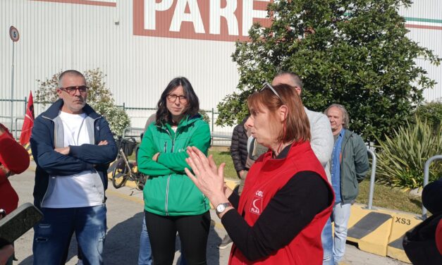 Roseto, protesta alla Salpa per lavoro e prospettive occupazionali