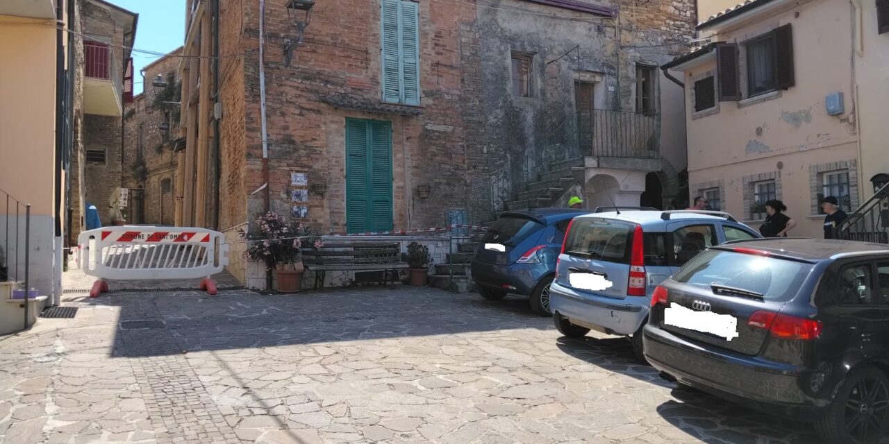 Sant’Omero, verifiche nel borgo: stop ad alcuni alloggi