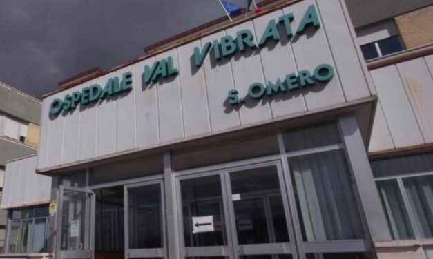 Sant’Omero, parto improvviso nel piazzale del Val Vibrata