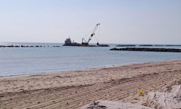 Difesa della costa a Villa Rosa: cantiere verso la chiusura