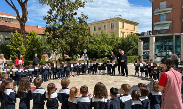 Il vescovo Leuzzi torna a Giulianova e incontra gli studenti