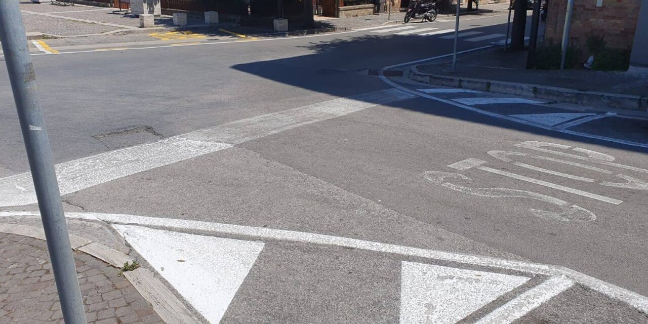 Segnaletica a Giulianova: disagi e vernice sbiadita