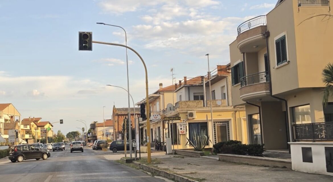 Cologna Spiaggia, sollecitato il ritorno in funzione dei semafori