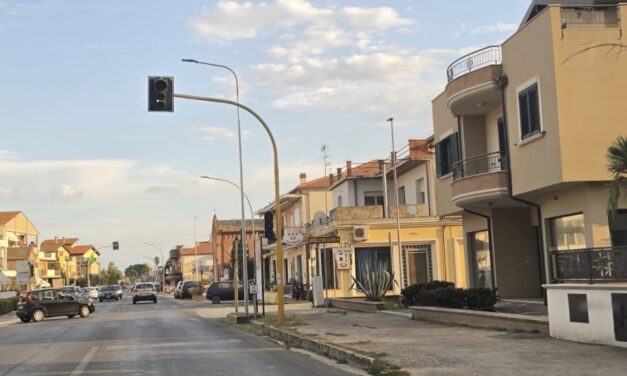 Cologna Spiaggia, sollecitato il ritorno in funzione dei semafori