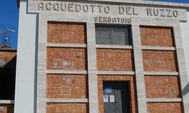 Acqua, stop notturno in 5 comuni del Teramano