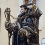 Cocullo si prepara al rito dei serpari, treni potenziati per il 1 maggio