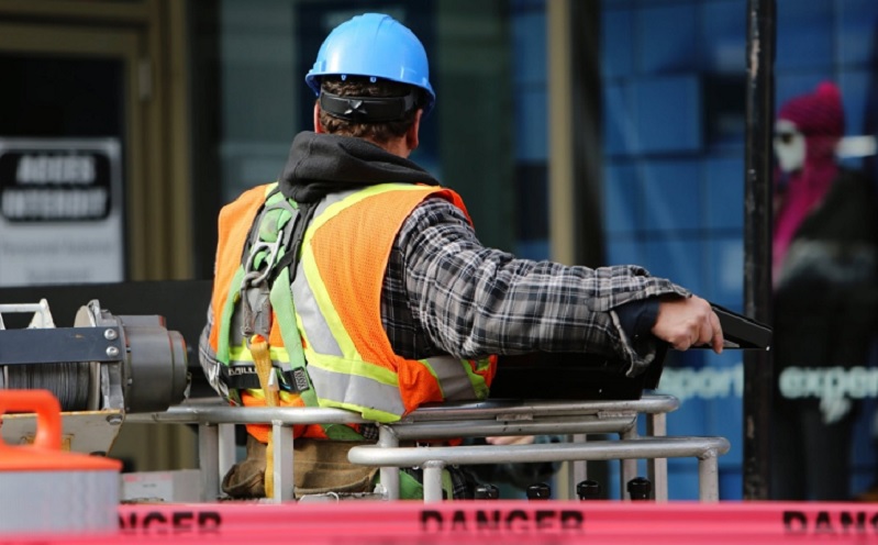 Lavoro in Abruzzo, cresce l’occupazione ma resta il nodo stabilità