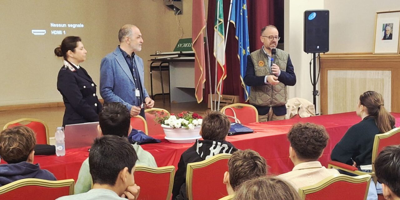 Nereto, incontro con gli studenti su strada sicura e prevenzione
