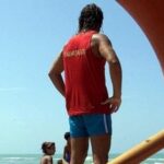 Silvi, ragazzo soccorso in mare dopo un malore