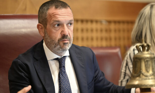 Bus e abbonamenti, confermati gli sconti per gli studenti