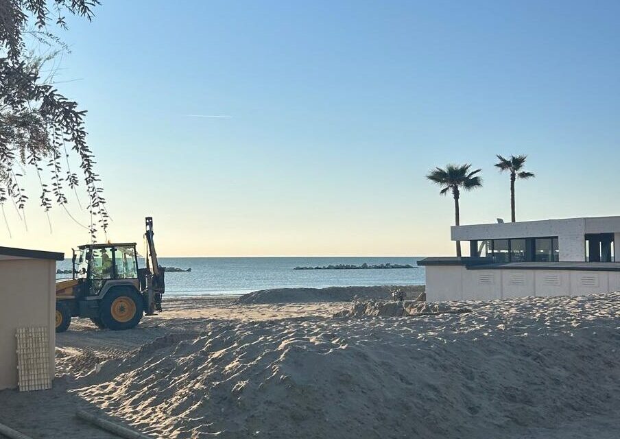 Alba Adriatica, più sabbia in vista per la stagione estiva