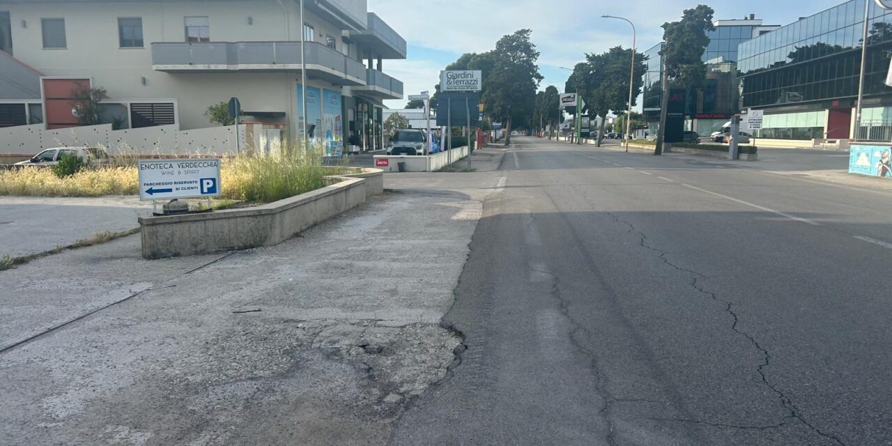 Tortoreto, accessi ai negozi senza percorsi sicuri sulla SS16