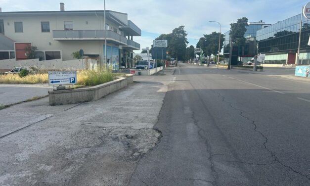 Tortoreto, accessi ai negozi senza percorsi sicuri sulla SS16