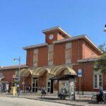 Giulianova, fermato in stazione: poi l’aggressione al Mazzini