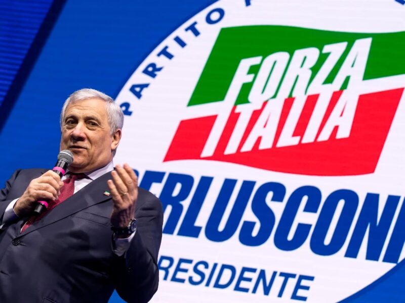 Forza Italia riunita in Abruzzo: Tajani al congresso regionale