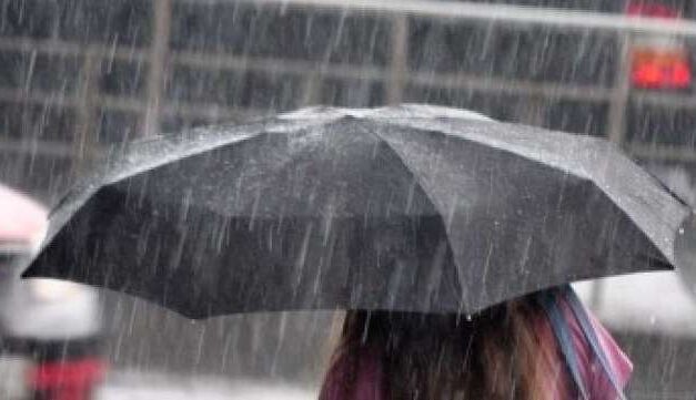 Maltempo in arrivo, allerta gialla anche nel Teramano