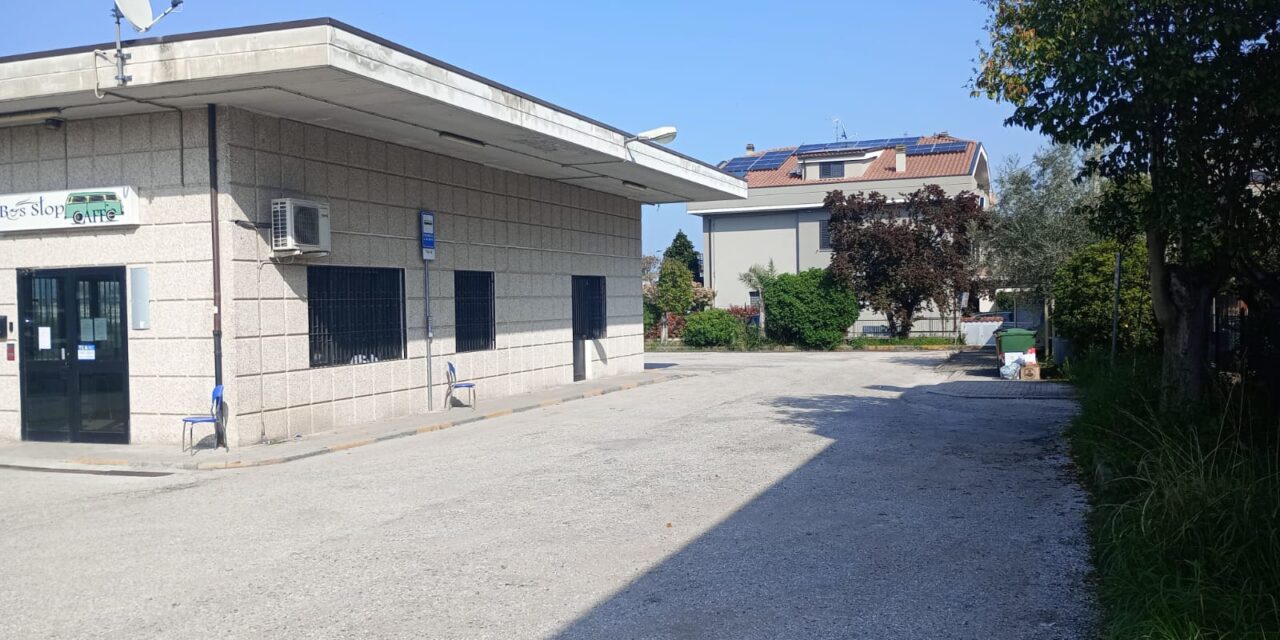 Garrufo, ancora chiusa la biglietteria Tua al terminal bus