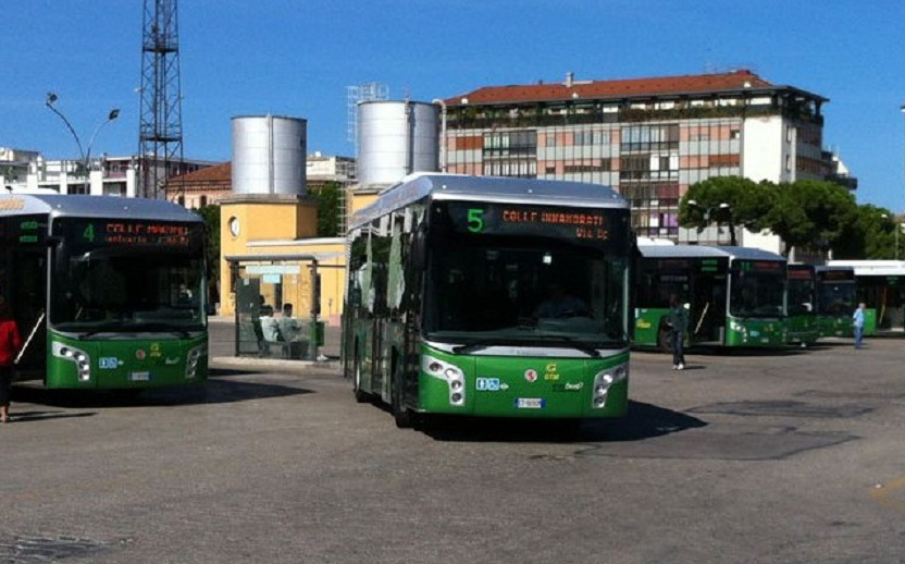 Pescara, bus estivi per le spiagge: parte il servizio navetta