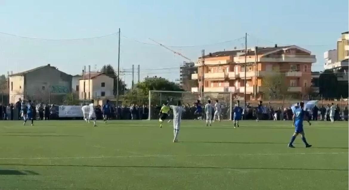 Tortoreto Calcio allunga in vetta dopo il derby di Terza