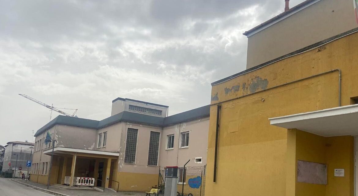 Tortoreto, le minoranze preparano una mozione su sosta e scuole