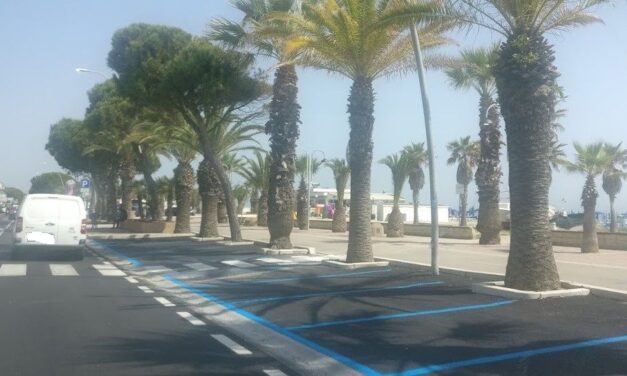 Tortoreto, tornano le strisce blu: al via i parcheggi estivi