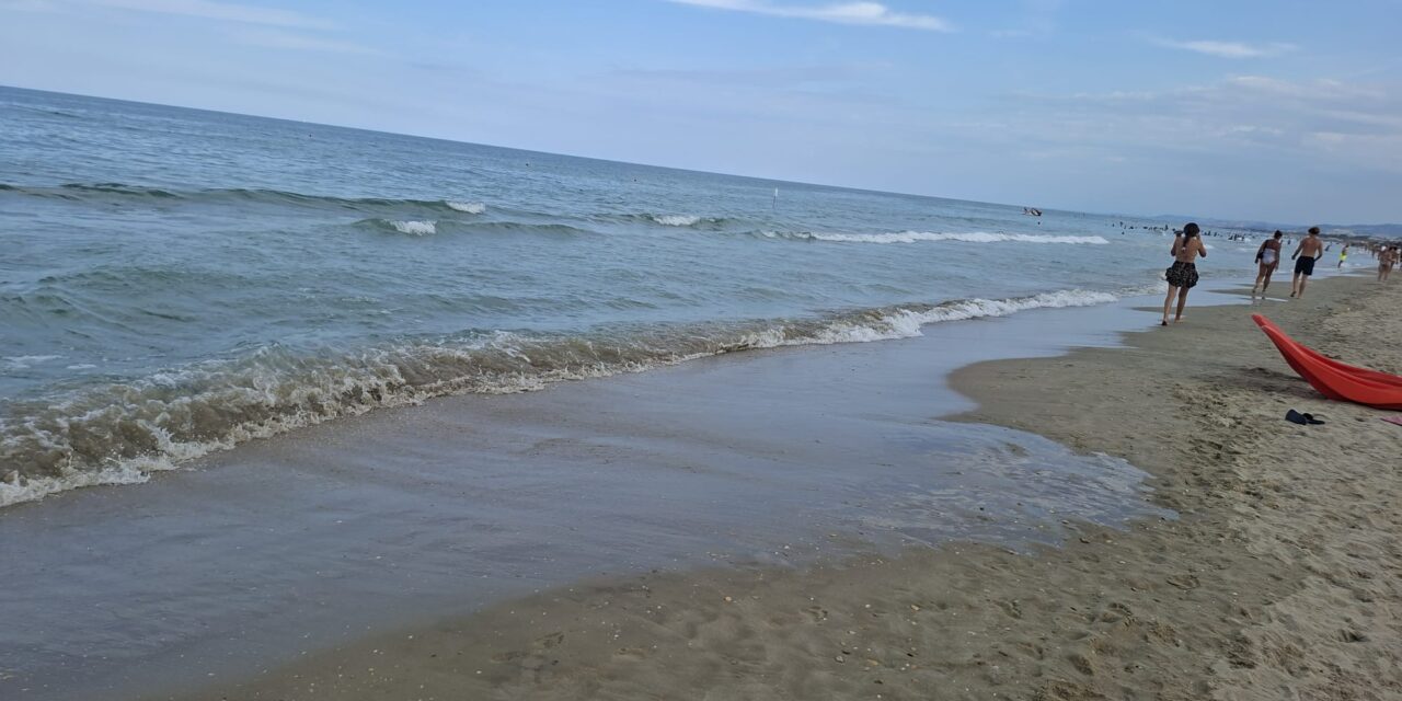 Tortoreto, nuovi campioni in mare dopo lo stop alla balneazione