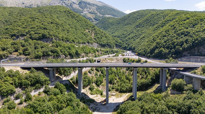 A24, nuovo passo avanti: sei viadotti tornano percorribili