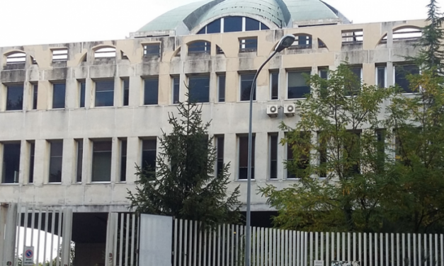 Teramo, maxi risarcimento a un docente precario di religione