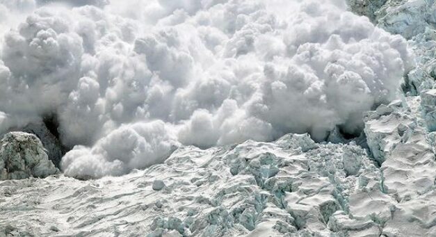 Gran Sasso, attenzione valanghe dopo neve abbondante