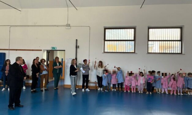 Leuzzi incontra gli alunni della scuola di Colleranesco