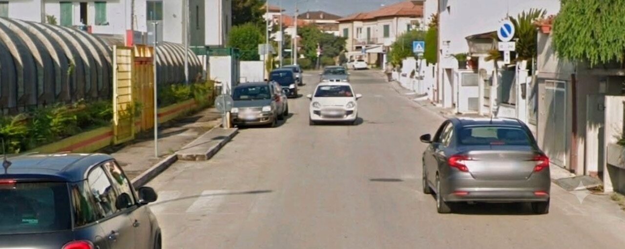 Via Migliori, i residenti chiedono interventi contro l’alta velocità