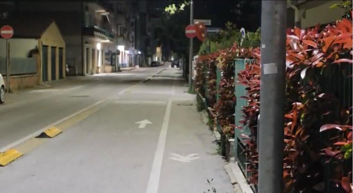 Giulianova, proteste in via Nievo per i rifiuti lasciati dai cani