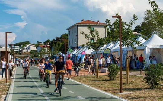 Mobilità dolce, nuova postazione hi-tech sulla Via Verde