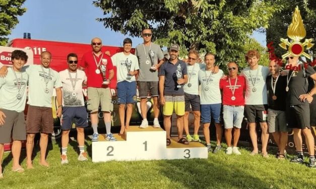 Vigili del fuoco teramani in evidenza nel triathlon di Bardolino