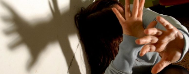 Violenza domestica a Teramo, ammonito un quarantenne