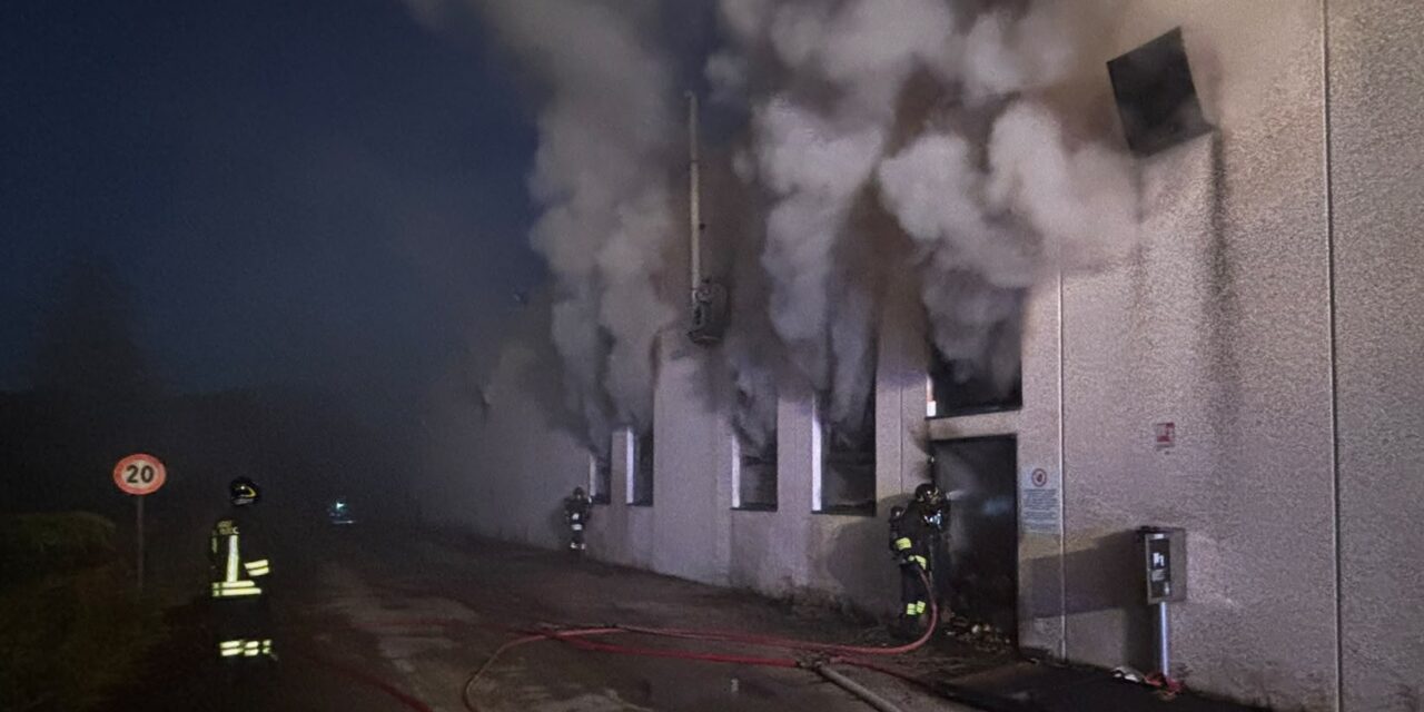 Maxi rogo a Colledara, fumo fino all’A24