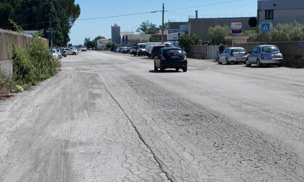 Aria a Torre San Rocco, residenti chiedono verifiche